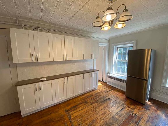 2nd image of 79 Amity St #2A