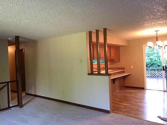 5th image of 1290 Lion Mountain Dr