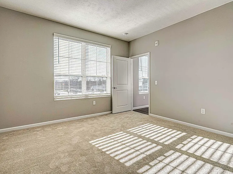 100058887_hdp_kendallpark_flpn2_bed4