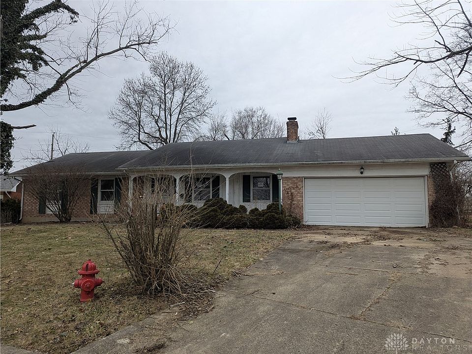 1st image of 10 Willis Ct