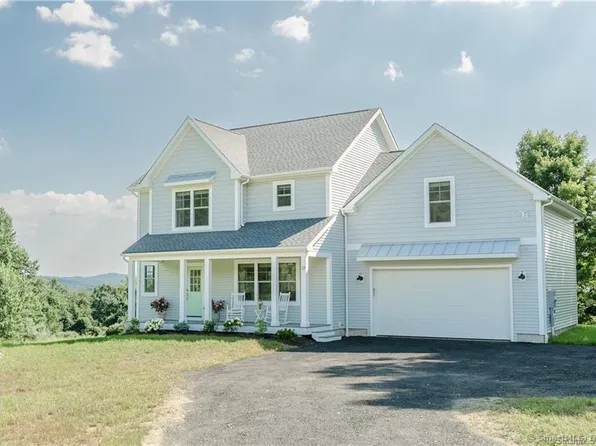 29 Fawn Meadow Lane, Woodbury, CT 06798