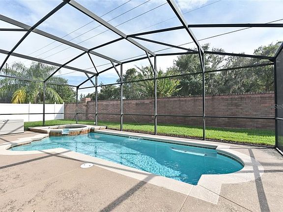 5th image of 15354 Firelight Dr
