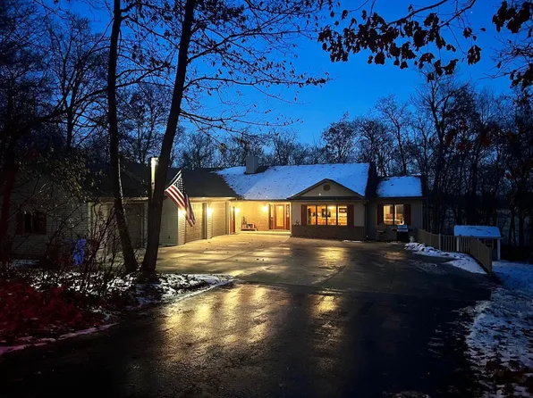 W1378 Bridgeview Drive, Cambria, WI 53923