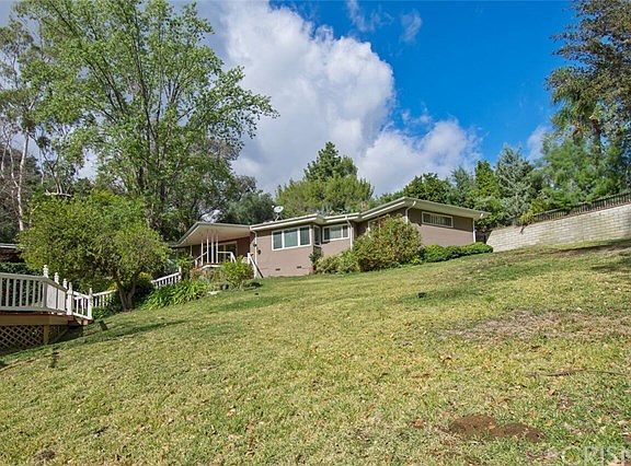 3rd image of 4630 Caritina Dr