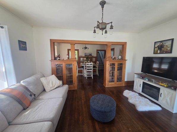 217 2nd St
