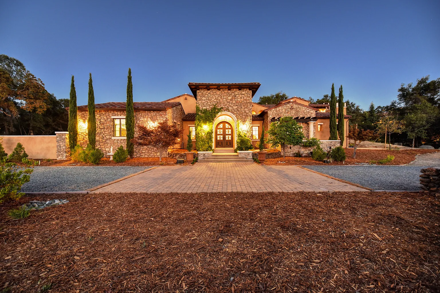 9668 Clos Du Lac Cir photo 1