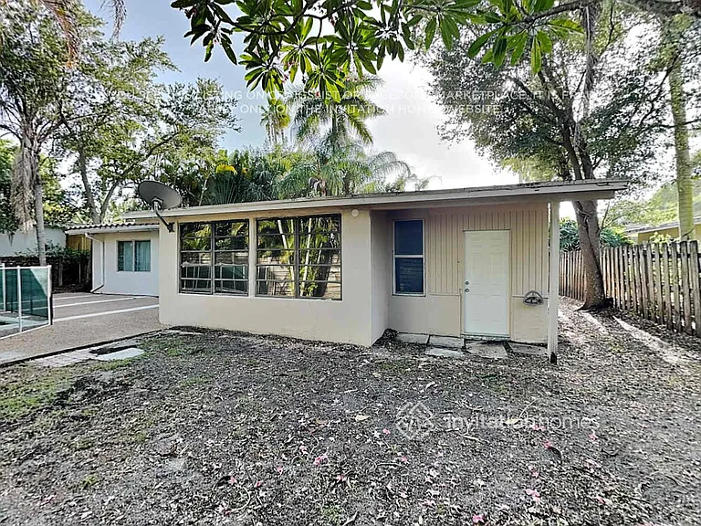 2608 SW 34th Ave — Photo 19