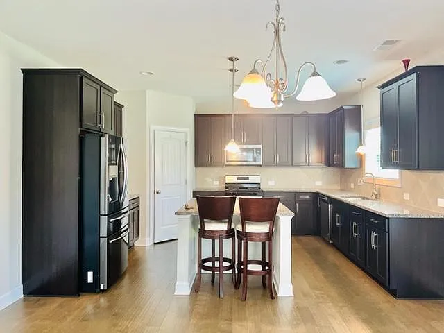 238 Gordon Park Blvd — Photo 9