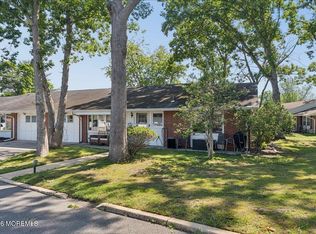 603A Lake Point Dr, Lakewood, NJ 08701