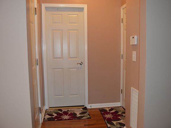 Garage, 1/2 br, Basement