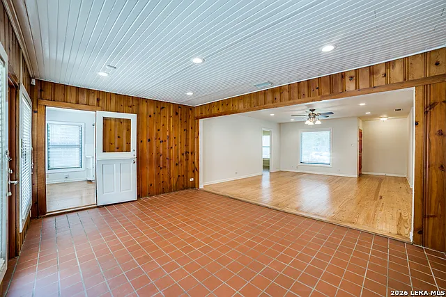 244 Halcyon Pl — Photo 19