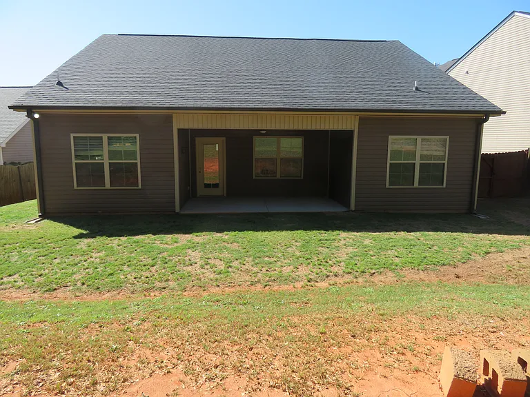 142 Shakleton Dr — Photo 11