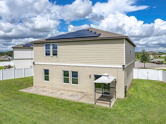 2nd image of 520 Blue Water Ct