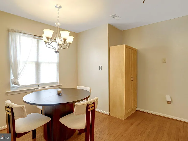 8819 Hardesty Dr — Photo 5