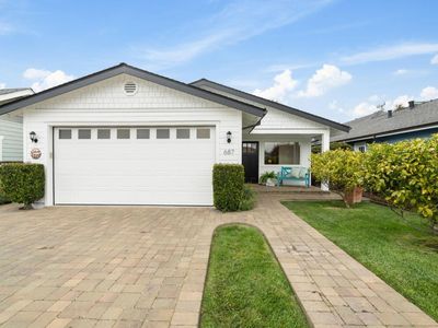687 Myrtle St, Half Moon Bay, CA, 94019