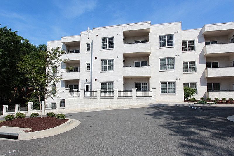 1st image of 229 N Thomas St Unit 303