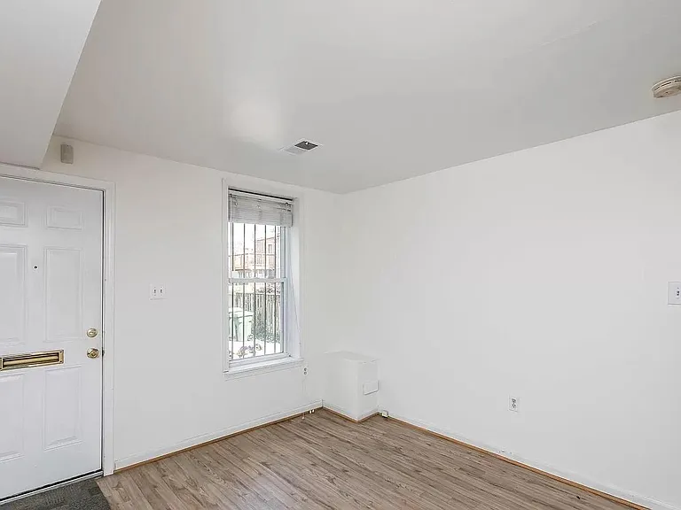 314 Otterbein St — Photo 7