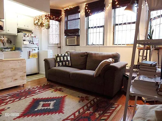 Rented by Citi Habitats | media 11