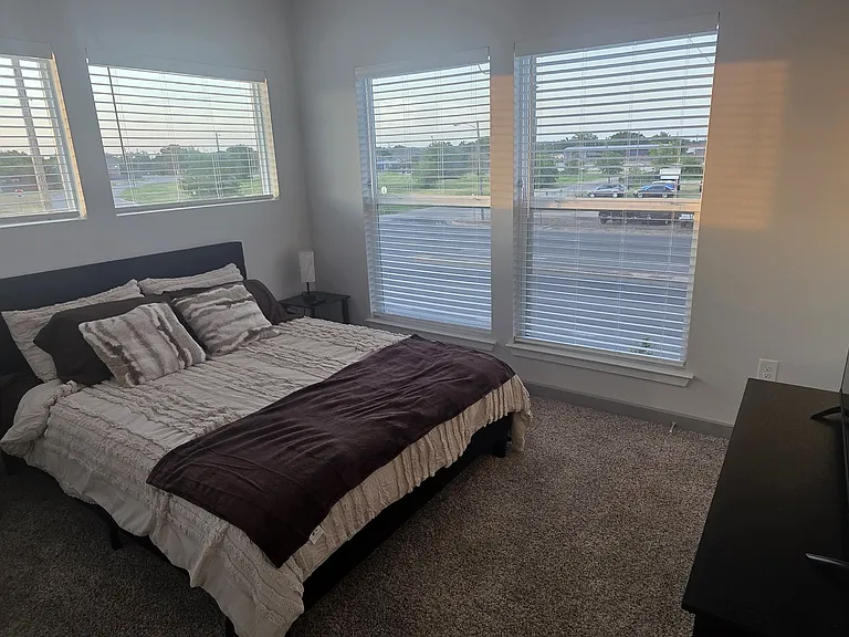2100 S 19th St #2201 — Photo 13