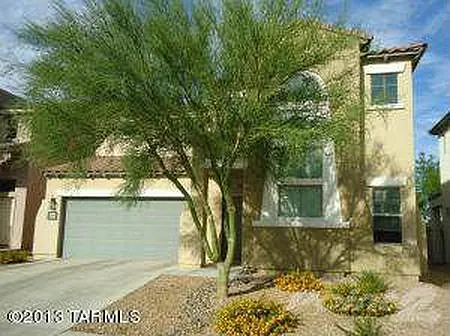 131 E Camino Del Abeto Ave