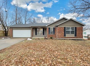 1011 Spencer Rd, Saint Peters, MO