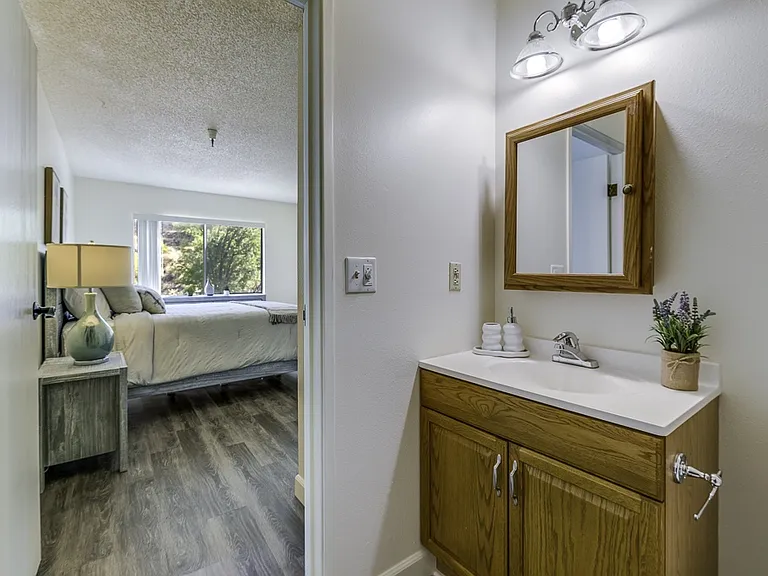 Auburn Ravine Terrace - 55+ Active Adult Apartments — Photo 7