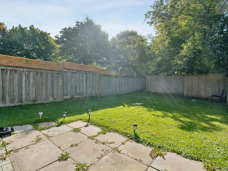 351 Winnifred Dr #EAST — Photo 12