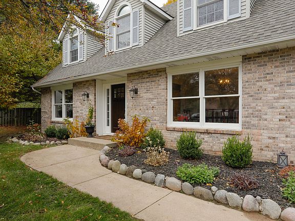 6272 High Pointe Cir-103