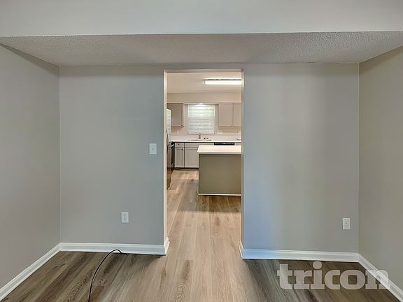 5th image of 509 Glen Ellyn Ct