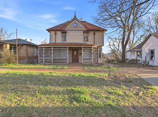 609 E Harrison Ave, Guthrie, OK 73044