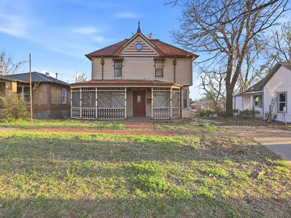 609 E Harrison Ave, Guthrie, OK 73044