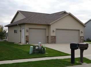 4600 Tundra Ln NW, Rochester, MN 55901