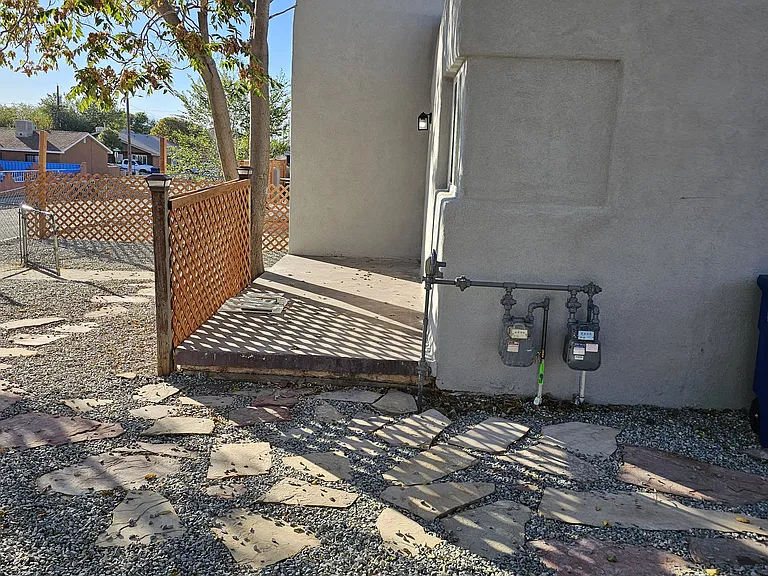 241 Estancia Dr NW #A — Photo 15