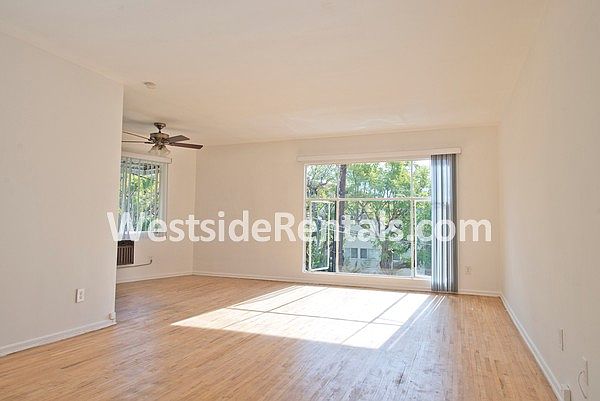 1st image of 8741 Shoreham Dr APT 11