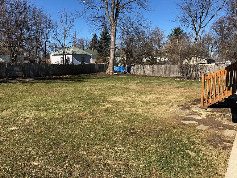 312 N Forbes St — Photo 10