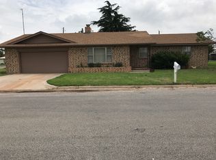 100 S Camargo St, Vici, OK 73859