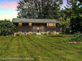 12285 Airport Rd, Dewitt, MI 48820