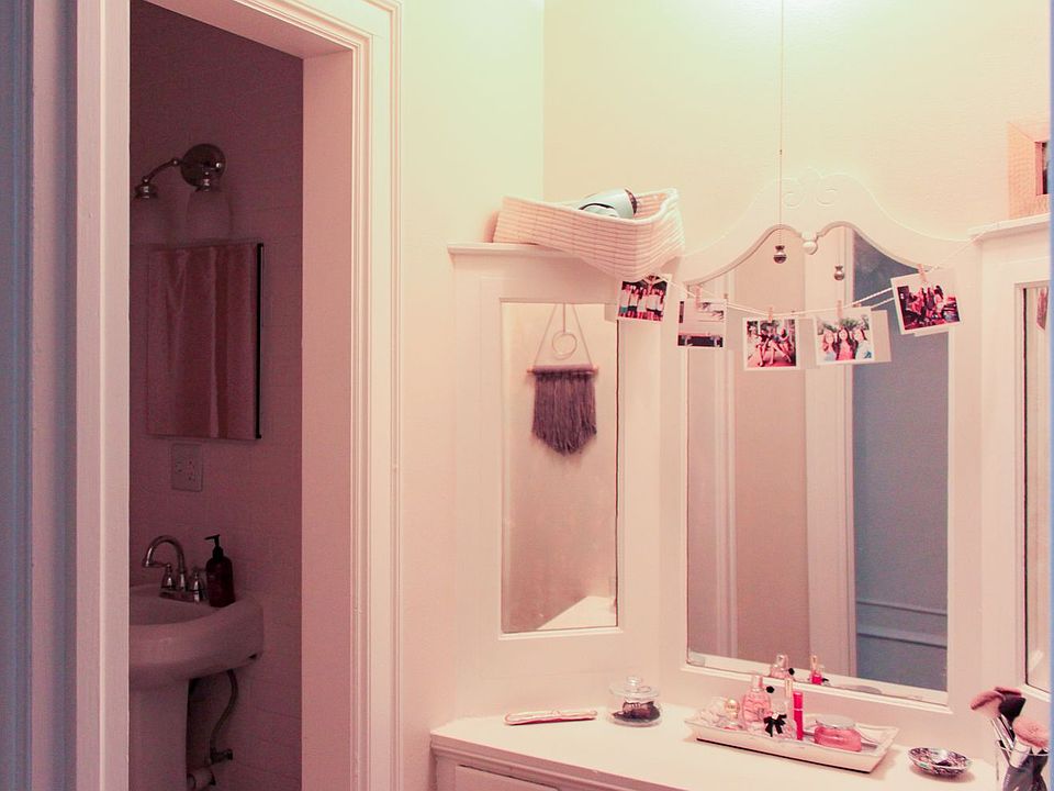 THE ROBERT BROWNING Apartment Rentals Kansas City, MO Zillow