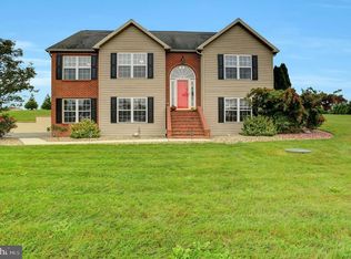 571 Grahams Woods Rd, Carlisle, PA 17015