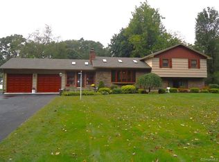 174 Rimmon Rd, North Haven, CT 06473