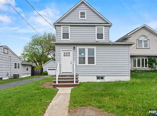 59 Hillside Ave, Bergenfield, NJ 07621