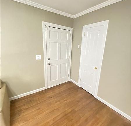 2nd image of 9 Victory Manor Pl