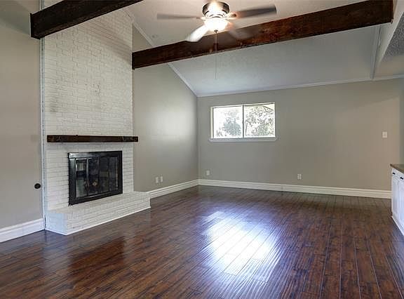 4th image of 2000 Mosswood Ct