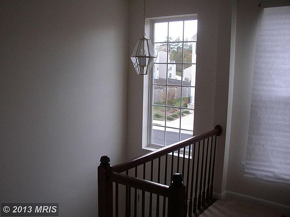 3rd image of 46007 Gooseneck Dr