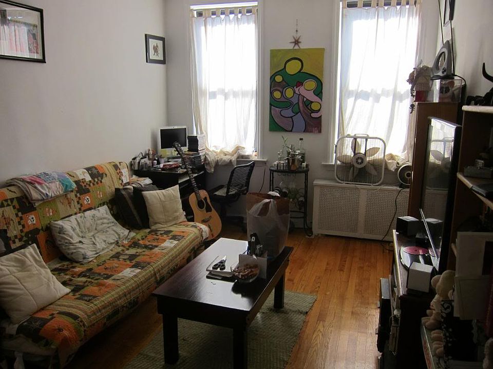 1st image of 4303 Queens Blvd APT 1