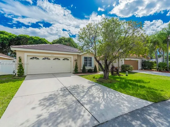 18270 NW 19th St, Hollywood, FL 33029