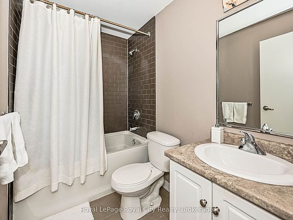 5th image of 5 Gordon St #211
