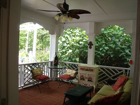 screened porch