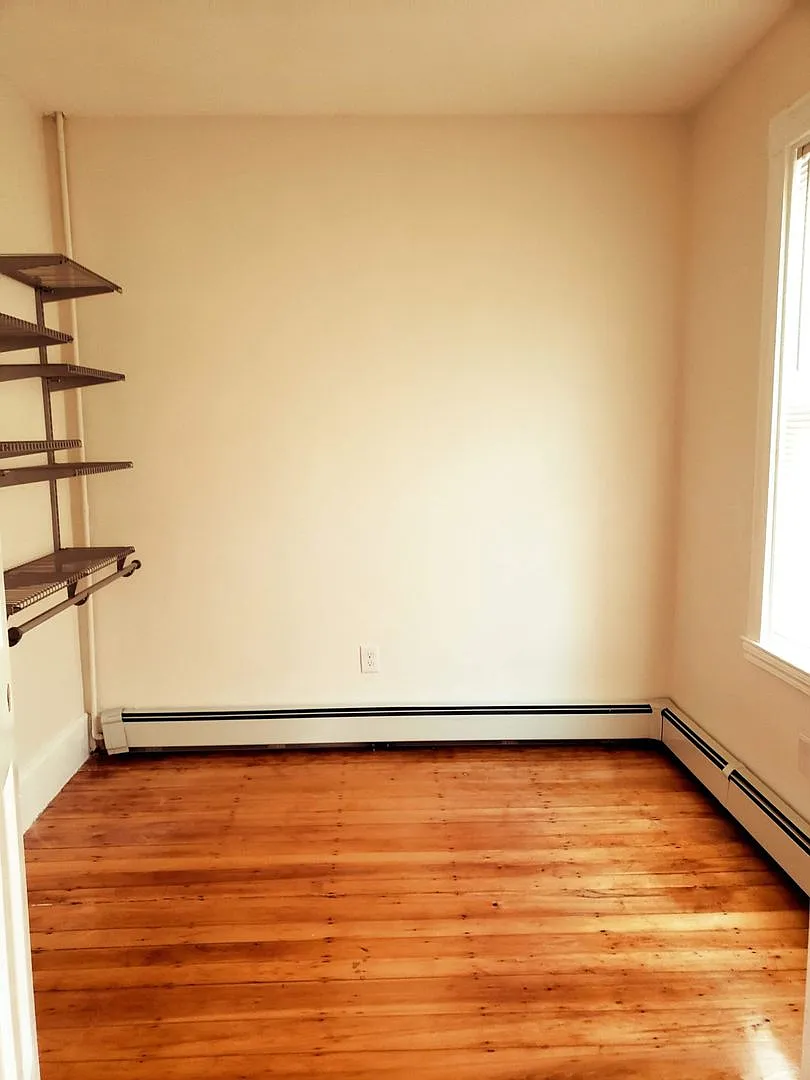 Building Photo - 105 Calumet St #2B