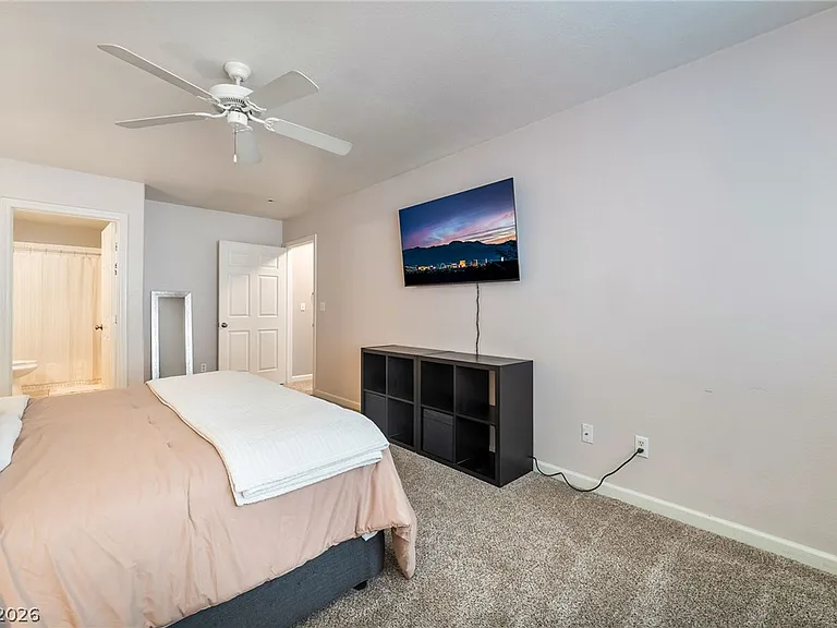 1626 Hennepin Dr — Photo 23